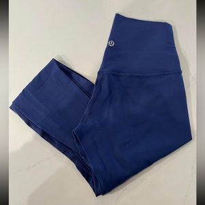 Lululemon - 7/8 Align Leggings
